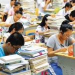 Help students to understand the life of high school students in China